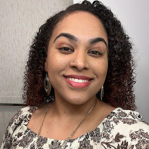 Meet your Posher, Serina